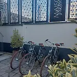 Maison Viktoria Hotel 4*