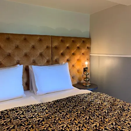 Maison Viktoria Hotel 4*