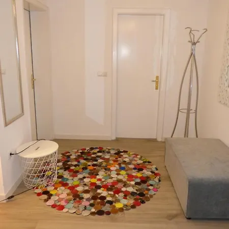 Готель Maison Viktoria 4*