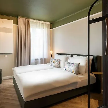 Maison Viktoria 4* Аугсбург