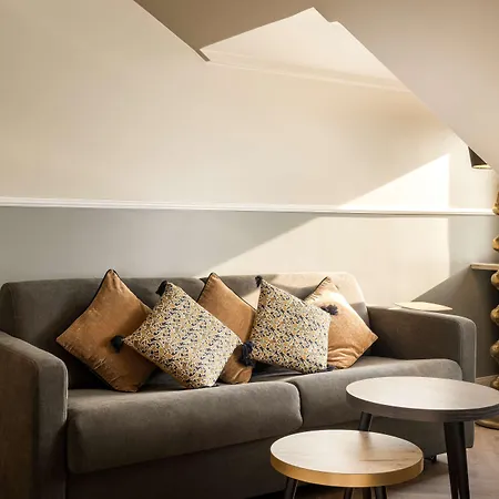 Hotel Maison Viktoria 4*