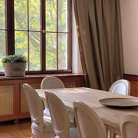 Готель Maison Viktoria 4*