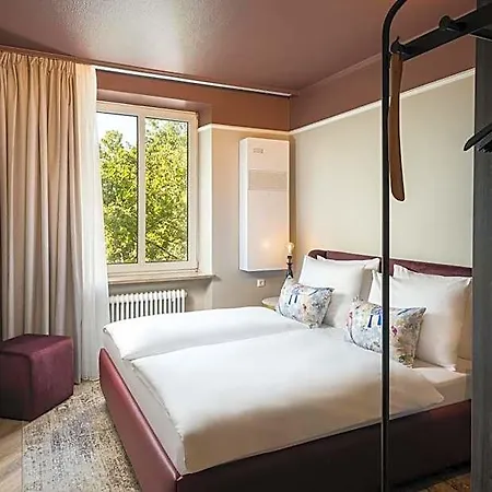 Maison Viktoria 4* Augsburgo