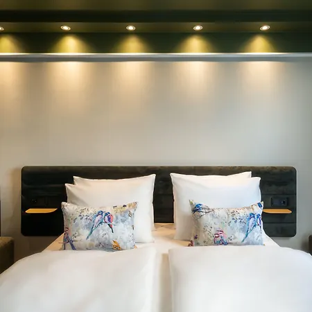 Hotel Maison Viktoria 4*