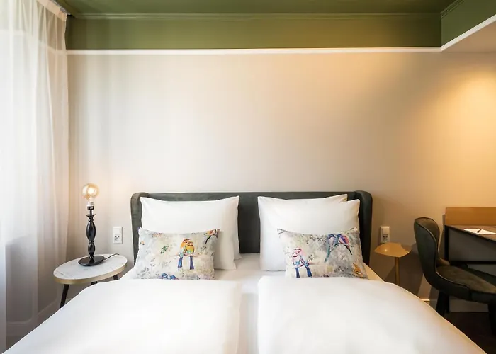 Maison Viktoria Hotel 4*