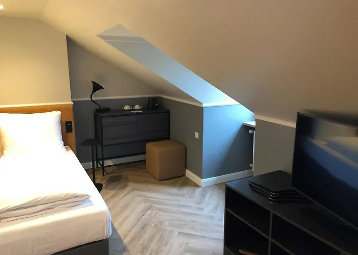 Maison Viktoria Hotel 4*