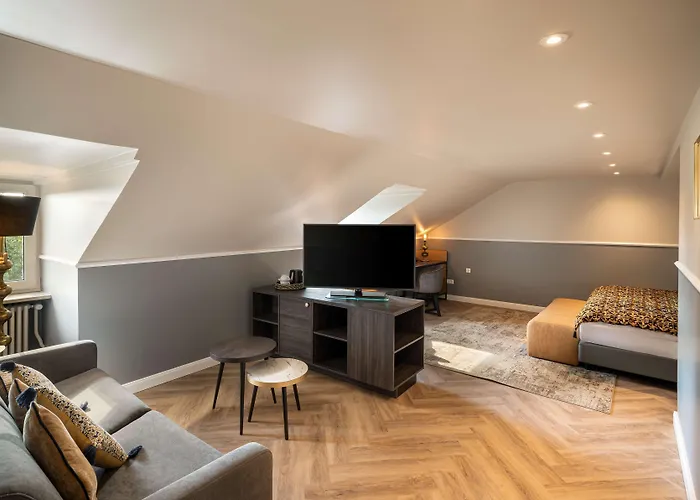 Maison Viktoria 4* 奥格斯堡